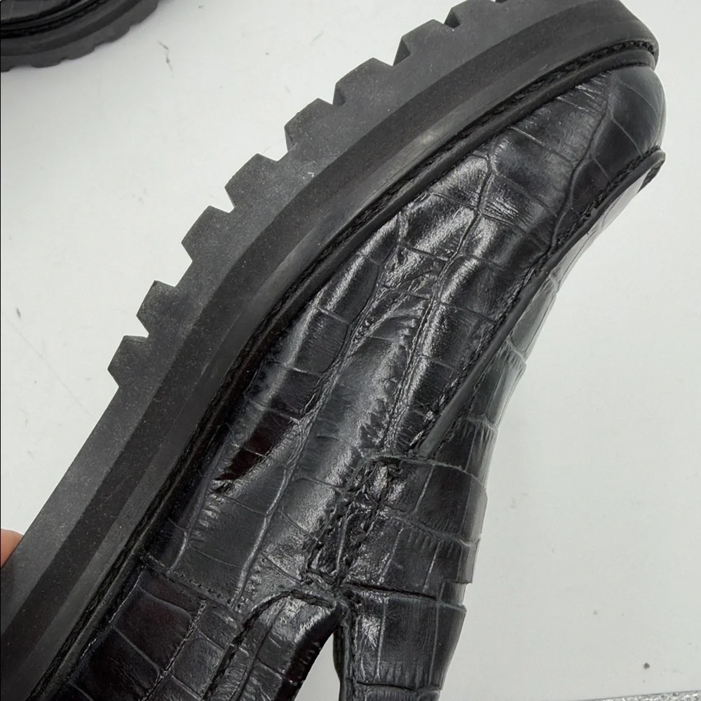 NEW Everlane Black‎ Crocodile Leather Chunky Lug Sole Loafer in Size 10